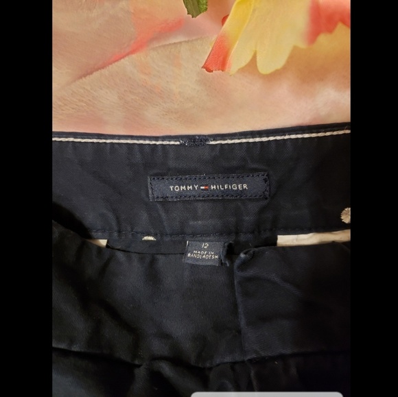 Tommy Hilfiger shorts - Picture 1 of 5